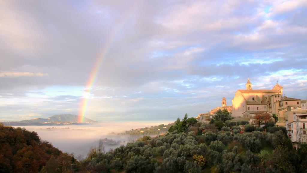 B&B Colle Perrini Country House Casperia Экстерьер фото
